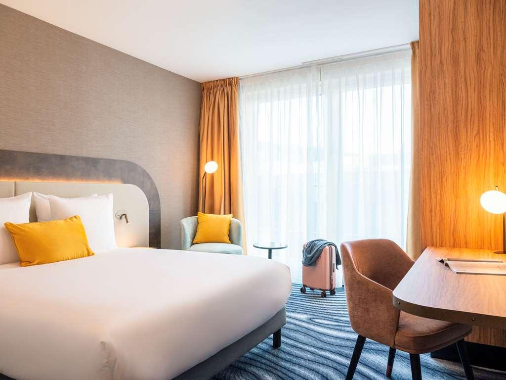 Mercure Amsterdam North Station Room photo