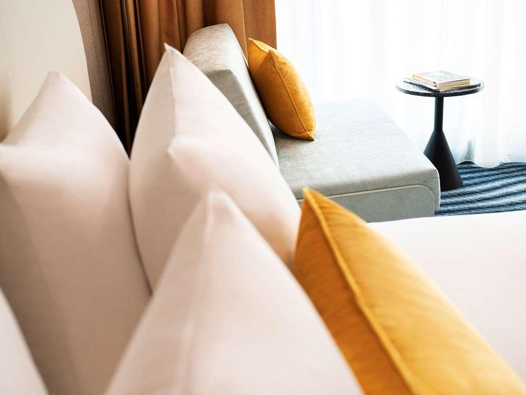 Mercure Amsterdam North Station Room photo